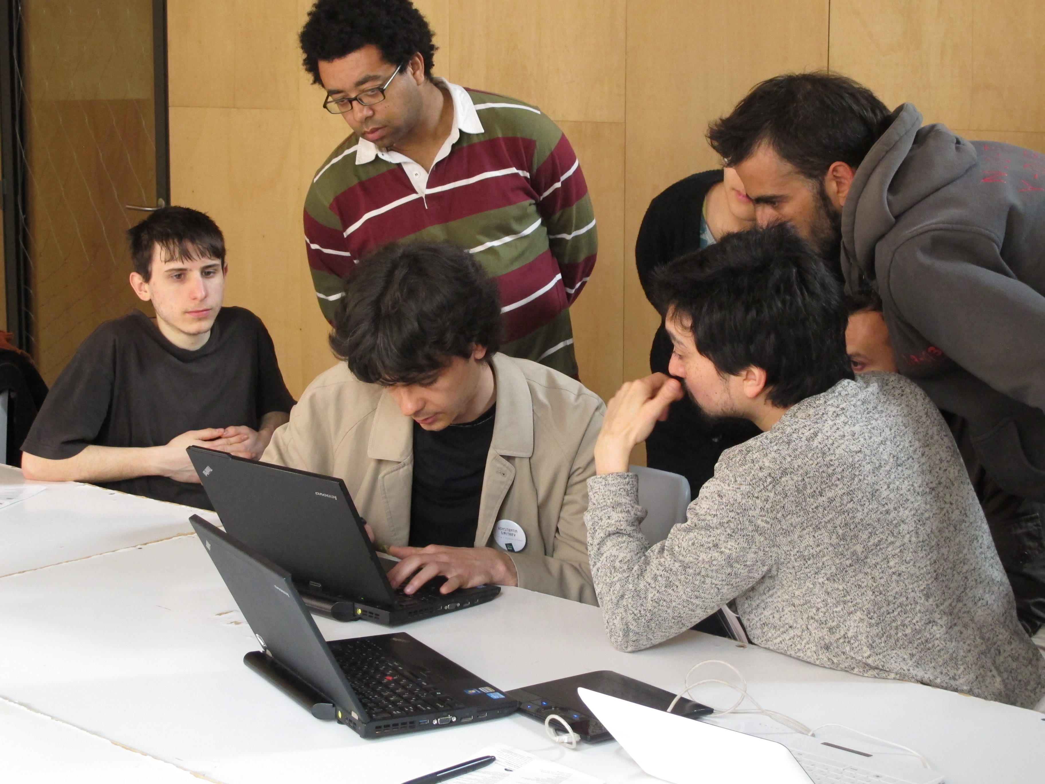 Demonstrating MorevnaProject's workflow. Photo by Peter Westenberg